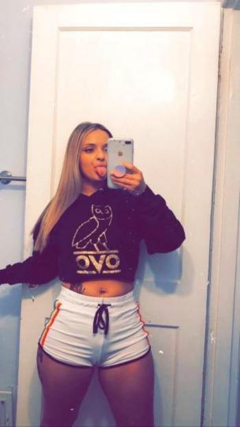 2177518152, female escort, Muncie